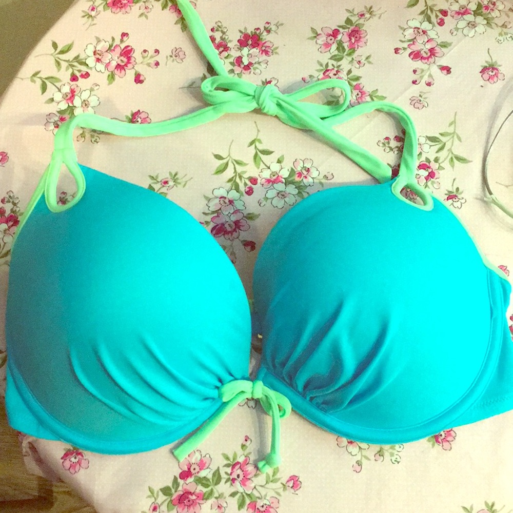 Victoria’s Secret Swimsuit top